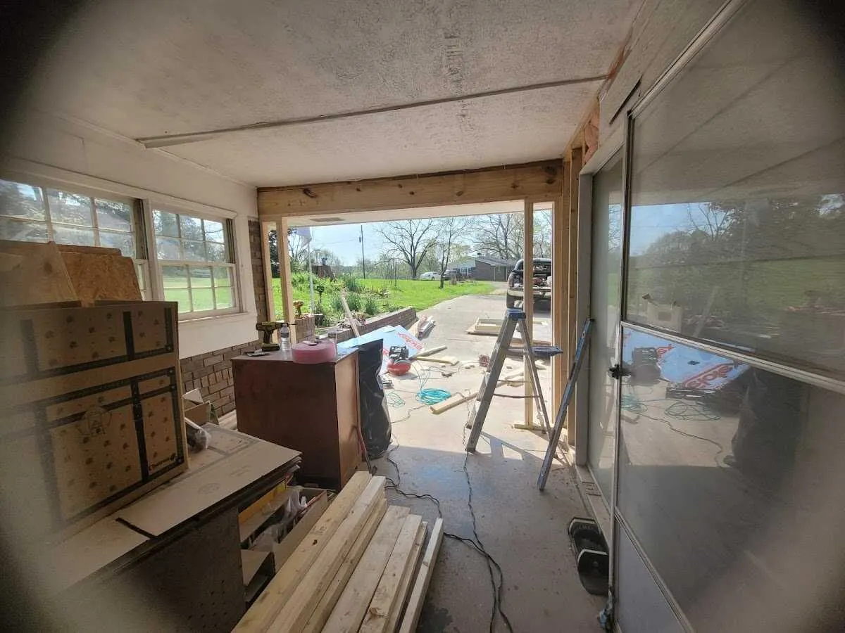 Air movers and dehumidifier for Drying & Dehumidification in Swissvale